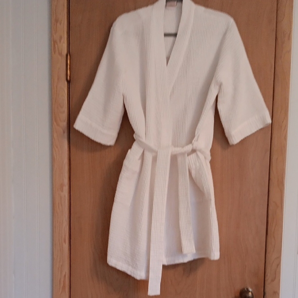 Cabernet White Waffle robe - Picture 1 of 2